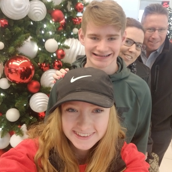 Meet your Posher, Connie - Picture 6 of 8